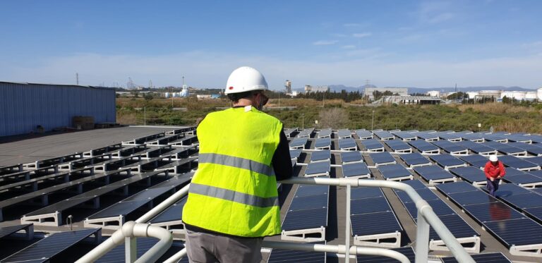 Mantenimiento Esencial de Instalaciones Solares